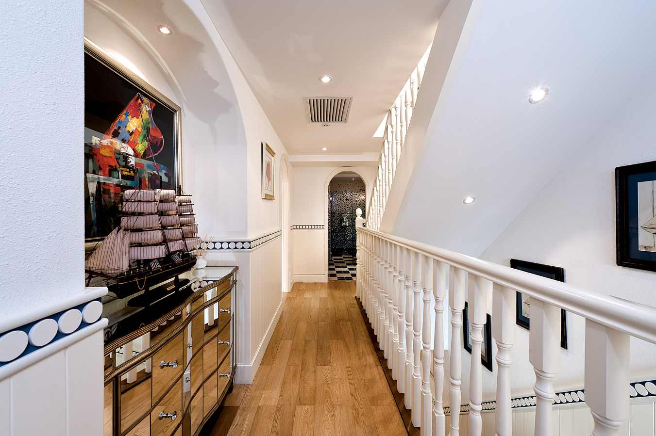 藍(lán)白地中海裝修風(fēng)格