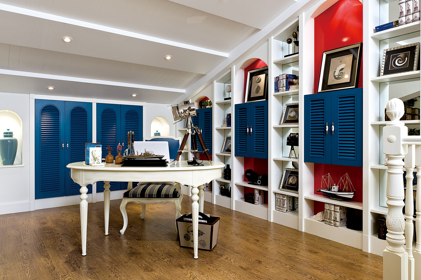 藍(lán)白地中海裝修風(fēng)格